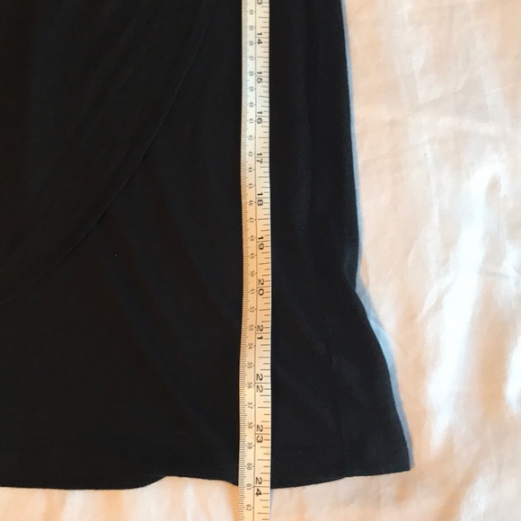 🌟ANN TAYLOR Drape Front Short Sleeve Top, XS - Picture 6 of 8